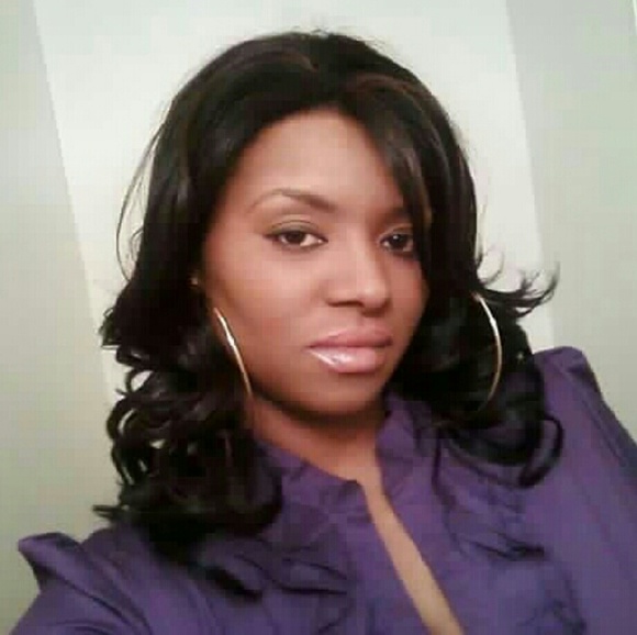 Profile Picture of Robin Baldwin (@nikki26822) on Poshmark