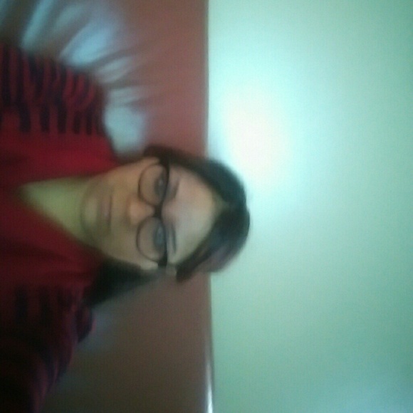 Profile Picture of Edith Mendoza (@10edith) on Poshmark