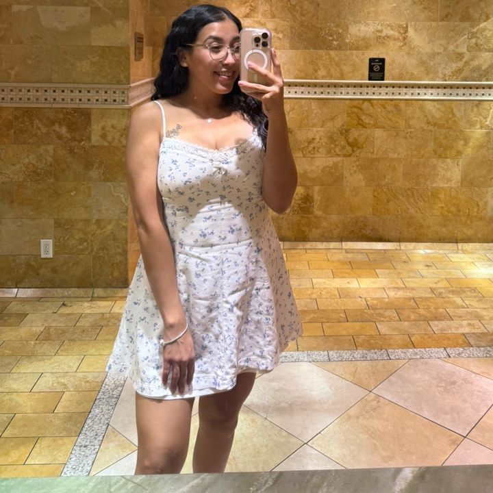 Profile Picture of Eunice C (@mom2.fit2) on Tiktok