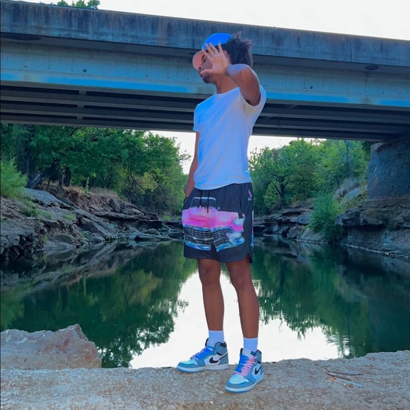 Profile Picture of Aiden Southers (@aidensouthers) on Poshmark