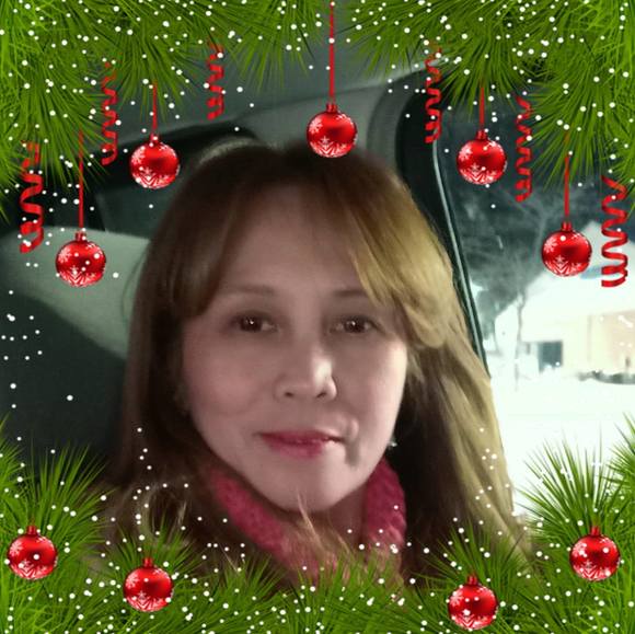 Profile Picture of Vivian Hanson (@juvianah) on Poshmark