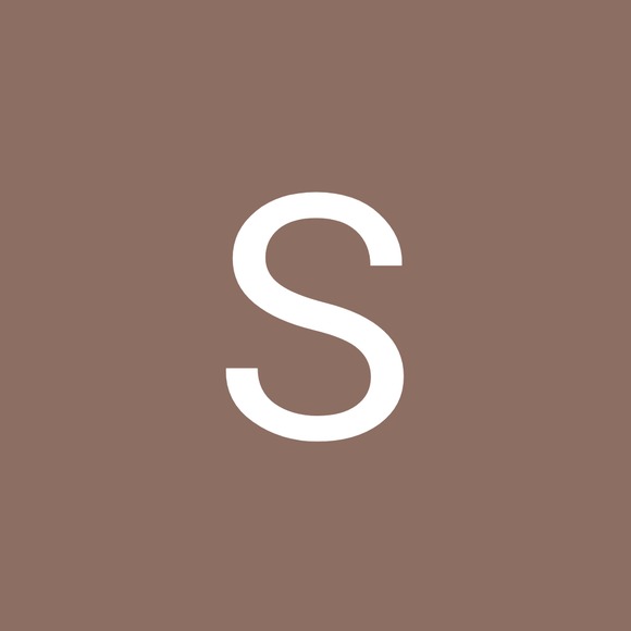 Profile Picture of Shelly Fisher (@shellfish0714) on Poshmark