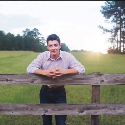 Profile Picture of Nathan  LaBouve (@Nathanluke97) on Twitter