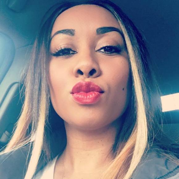 Profile Picture of Mandi Watson (@mandit07) on Poshmark