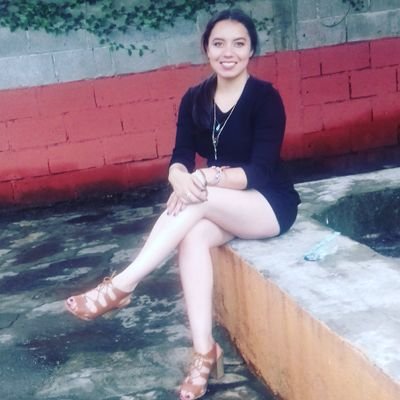 Profile Picture of Melissa Ledesma (@MeLed2790) on Twitter