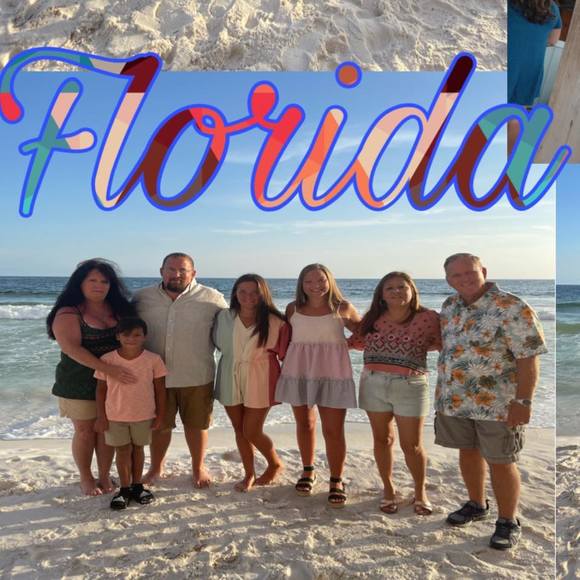 Profile Picture of Gabby Rumley (@gabbyrumley) on Poshmark