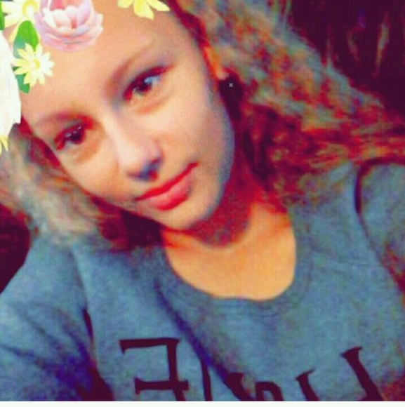 Profile Picture of Jojo Rasser (@jojorasser) on Poshmark