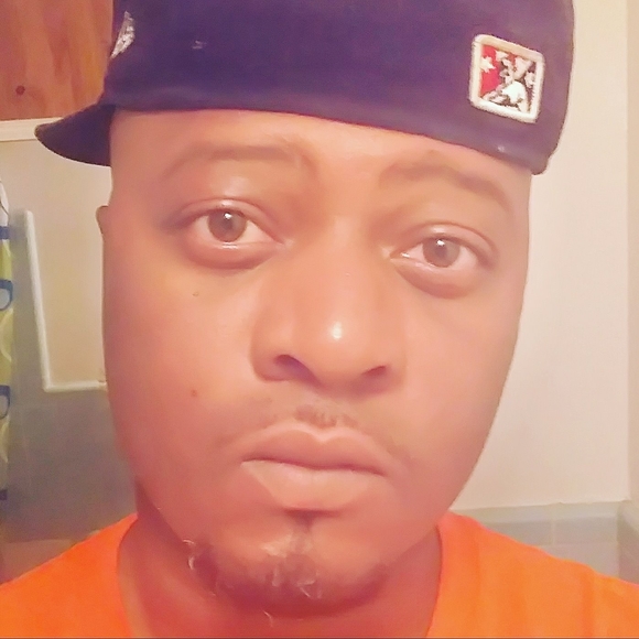 Profile Picture of Gregory Isaac jr. (@gregoryisaacjr) on Poshmark