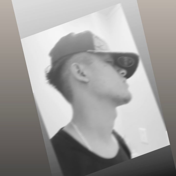 Profile Picture of Adrian_V. (@e_adrian_v) on Tiktok