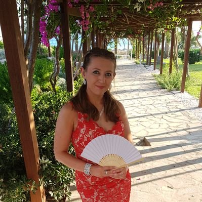 Profile Picture of Sophie 'Eagle' Hicks (@GlamRocker96) on Twitter