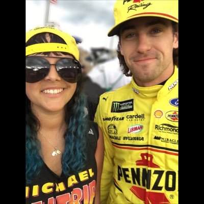 Profile Picture of Jess Benton 🏎 🏁 🏴‍☠️ (@mylifeisNASCAR) on Twitter