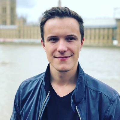 Profile Picture of Robin Leger (@robstogo) on Twitter