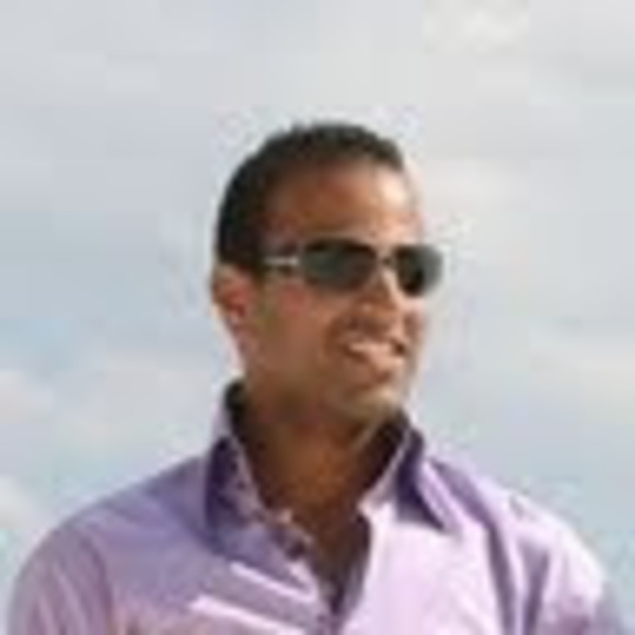 Profile Picture of Anand Patel (@apatelj) on Poshmark