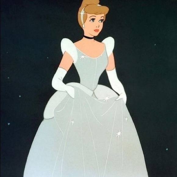 Profile Picture of Sara Malmstrom (@sara_malmstrom) on Poshmark