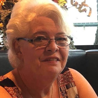 Profile Picture of Rose Ramirez (@roseramirez2222) on Twitter