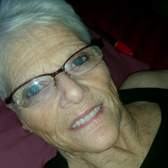 Profile Picture of Terry Alexander (@tla061346) on Poshmark