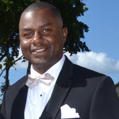 Profile Picture of Seal The Deal James (@James_Antoine) on Twitter