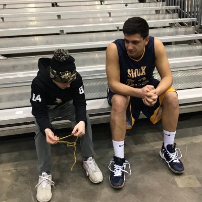 Profile Picture of Jake Schneider (@jschneid1) on Twitter