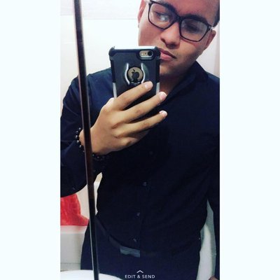 Profile Picture of Dennis Abrego (@abrego_dennis) on Twitter
