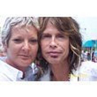 Profile Picture of REENA SMITH (@HIPPREENA1) on Twitter