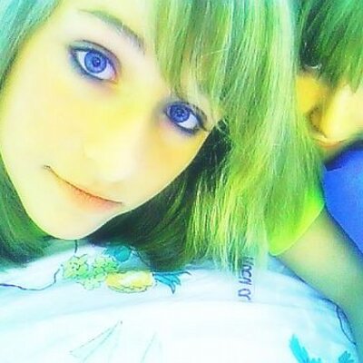 Profile Picture of Amanda Conway (@Mandy1panda) on Twitter