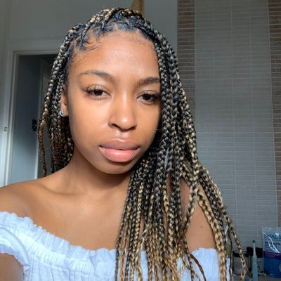 Profile Picture of Tia Reneè (@TiaReneeng) on Twitter