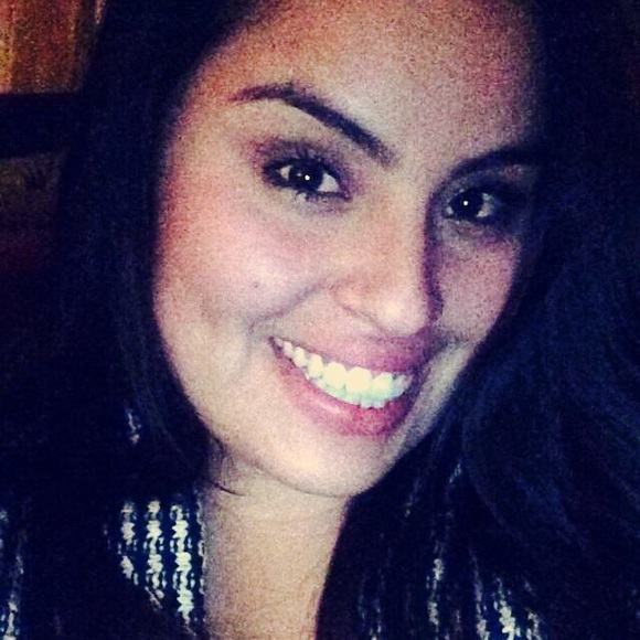 Profile Picture of Nayeli Garcia (@najelly22) on Poshmark