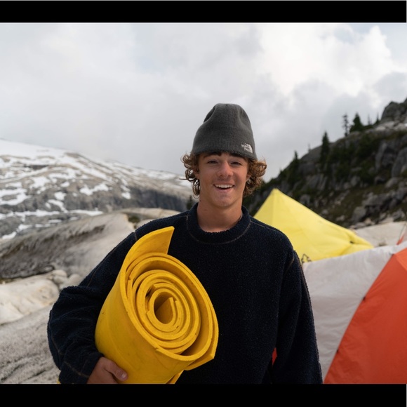 Profile Picture of Josh Franklin (@joshfranklin524) on Poshmark