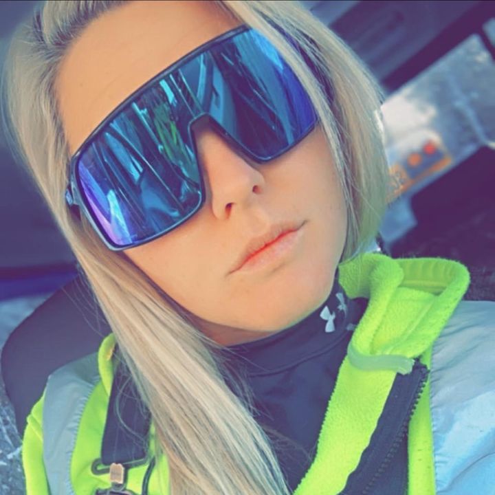 Profile Picture of Laura Valcich (@thebitchon40s) on Tiktok