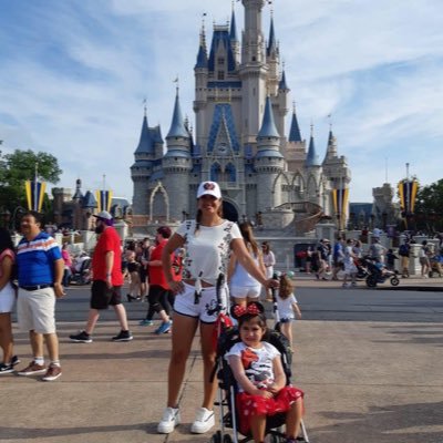 Profile Picture of Lorena Paz Badilla E (@Lorenapaz29Paz) on Twitter