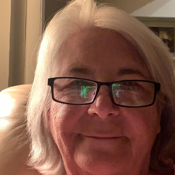 Profile Picture of Paula Shattuck (@paulashattuck) on Poshmark