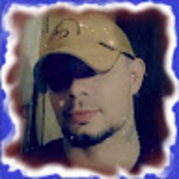 Profile Picture of Randy Wiggins (@rcwiggins321) on Poshmark