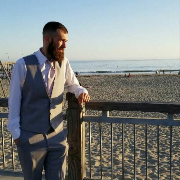 Profile Picture of Nolan Simonetti (@nolansimonetti) on Poshmark