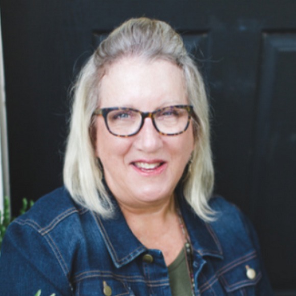 Profile Picture of Valinda Kimmel (@valinda_kimmel) on Poshmark