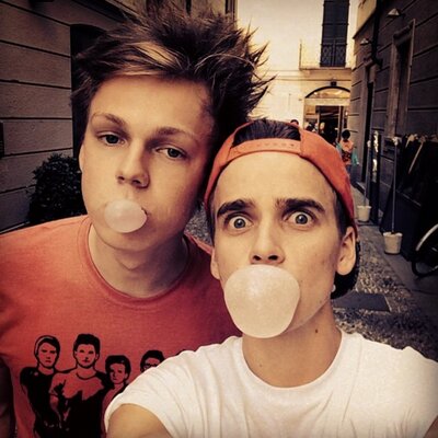 Profile Picture of Caspar & Joe (@CasparAndJoe) on Twitter
