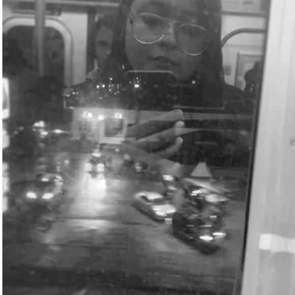 Profile Picture of Maria Arango (@mariaarango320) on Poshmark