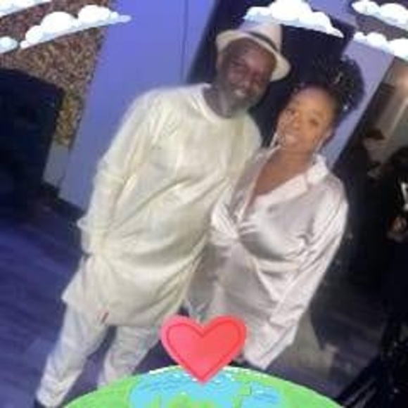 Profile Picture of Nancy Walker (@nancywalker987) on Poshmark