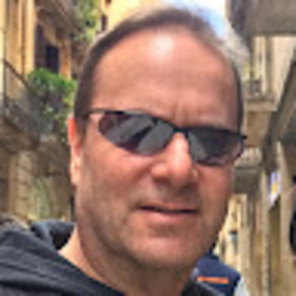 Profile Picture of Steven Hirsch (@chicagoscuba) on Poshmark