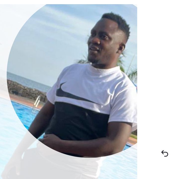 Profile Picture of robertbug (@robertbug) on Tiktok