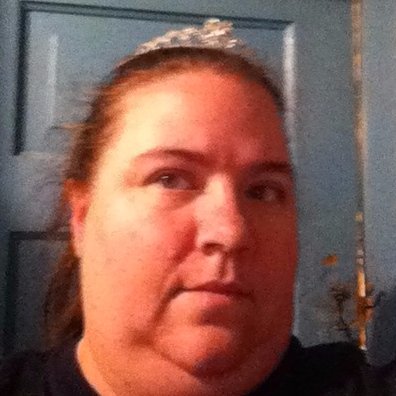 Profile Picture of Frieda Thomas (@maggieletsom) on Twitter