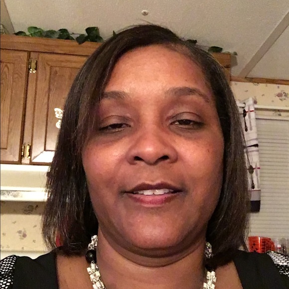 Profile Picture of Merchelle Williams (@df66) on Poshmark