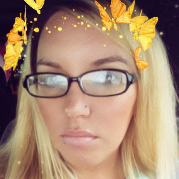 Profile Picture of Alison Reslow (@purpleblaze615) on Poshmark