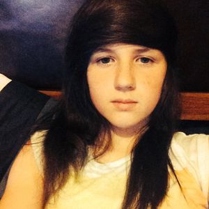 Profile Picture of Jess Byrne (@liljessbyrne) on Myspace