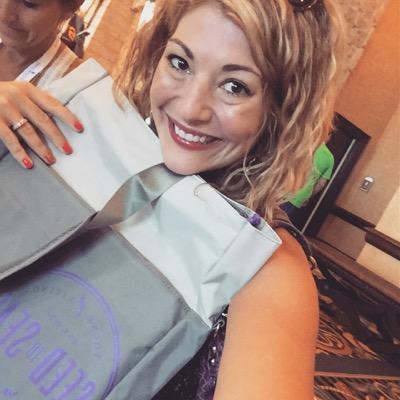 Profile Picture of Theresa Anne Menting (@treesierex) on Twitter