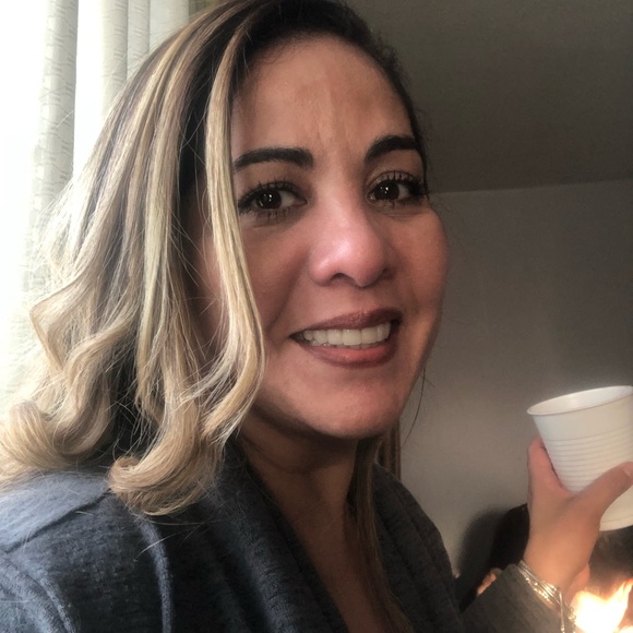 Profile Picture of Ingrid Jimenez (@ingridjim123) on Poshmark