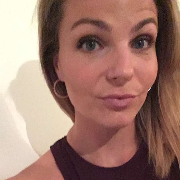 Profile Picture of Tori Mckelligett (@victoriahopem_) on Poshmark