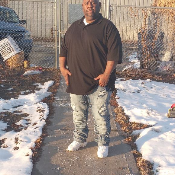 Profile Picture of Derrick Wooton (@derrickwooton) on Poshmark