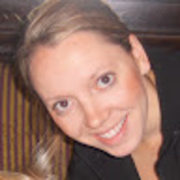 Profile Picture of Dayna Stevens (@babygdoll) on Poshmark