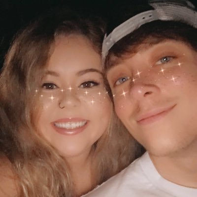 Profile Picture of Hailey Rhodes (@Hailee_dk_keen) on Twitter