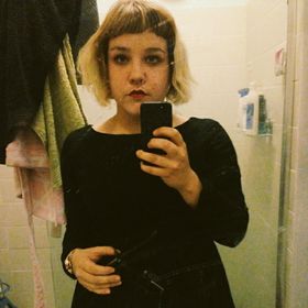 Profile Picture of Roxanne Robinson (@lucycant_dance) on Pinterest